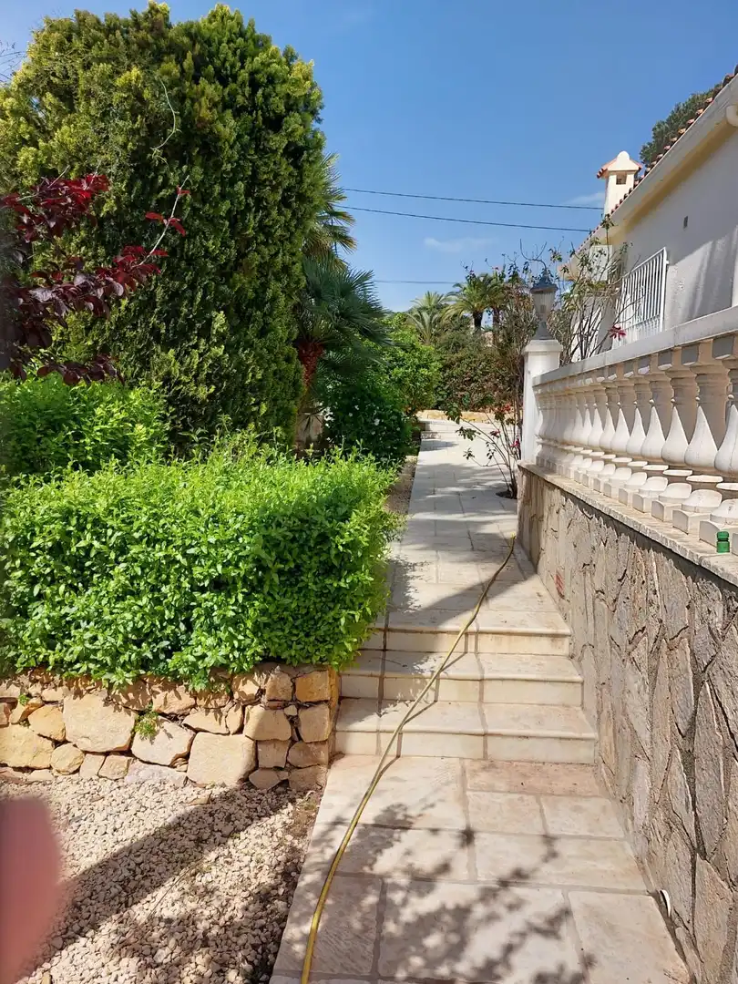 Garten von Haus oder Chalet zum Verkauf in L'Alfàs del Pi mit Klimaanlage, Privatgarten und Terrasse