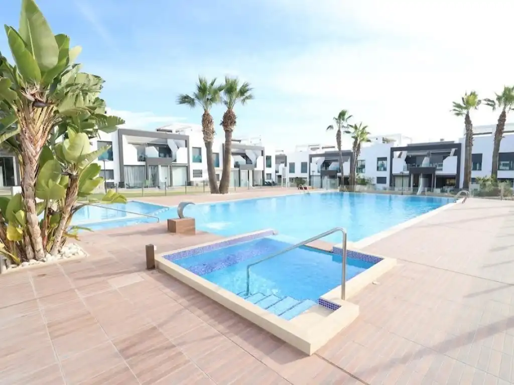 Swimming pool of Houses for sale in Orihuela  with Air Conditioner, Heating and Furnished