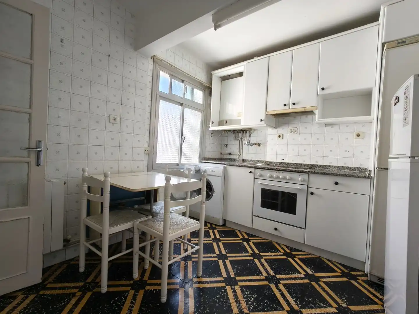 Kitchen of Flat for sale in Getxo   with Terrace