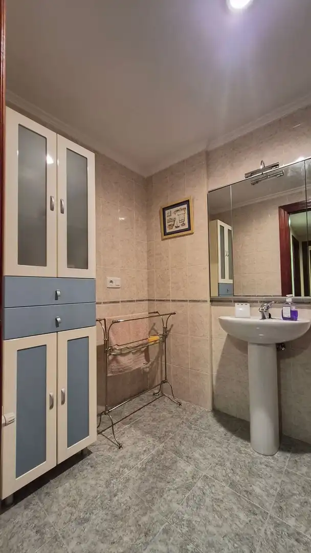 Badezimmer von Wohnung zum Verkauf in Villaviciosa mit Heizung, Abstellraum und Schwimmbad
