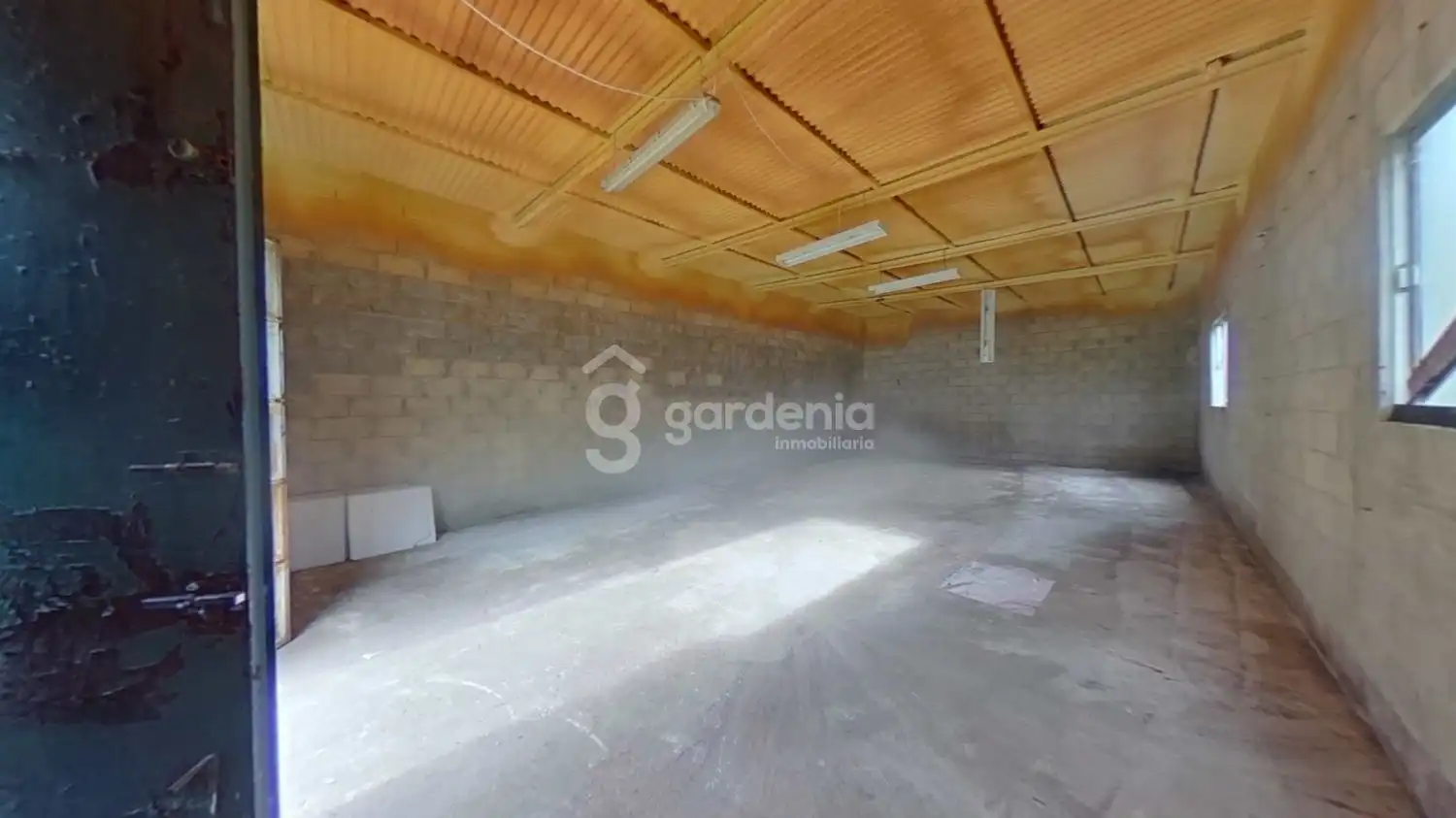 Casa o chalet en venta en La Puebla del Río con Terraza, Trastero y Piscina