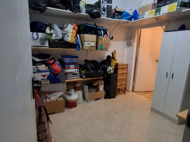 Reihenhaus mit Pool zum Verkauf in Carrer América 49, imagen 35