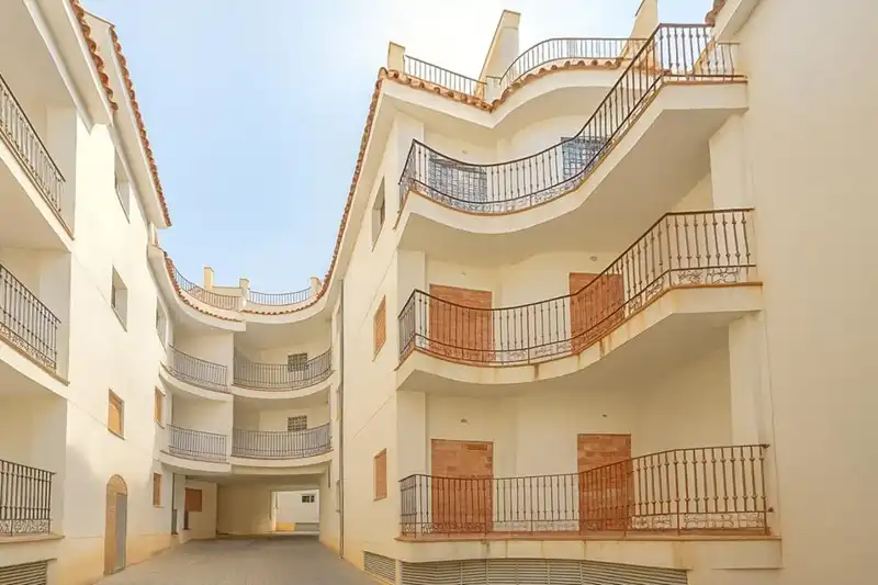 Vista exterior de Piso en venta en Lanjarón