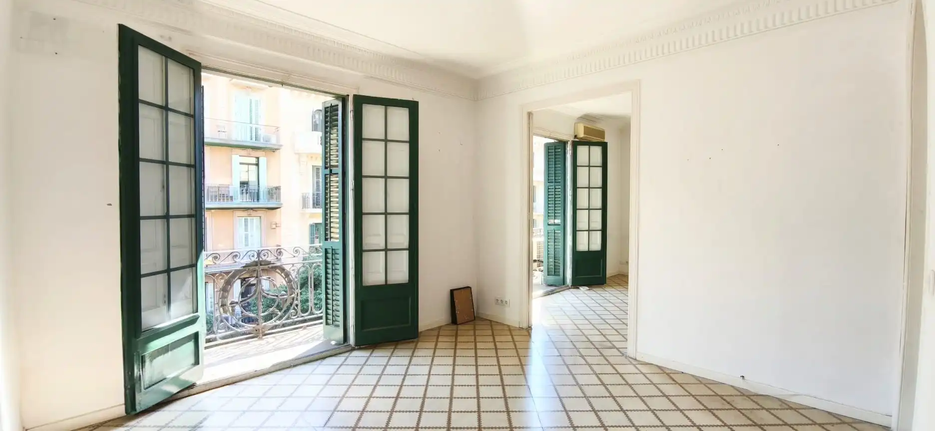 Piso de alquiler en Barcelona con Aire acondicionado, Horno y Balcón