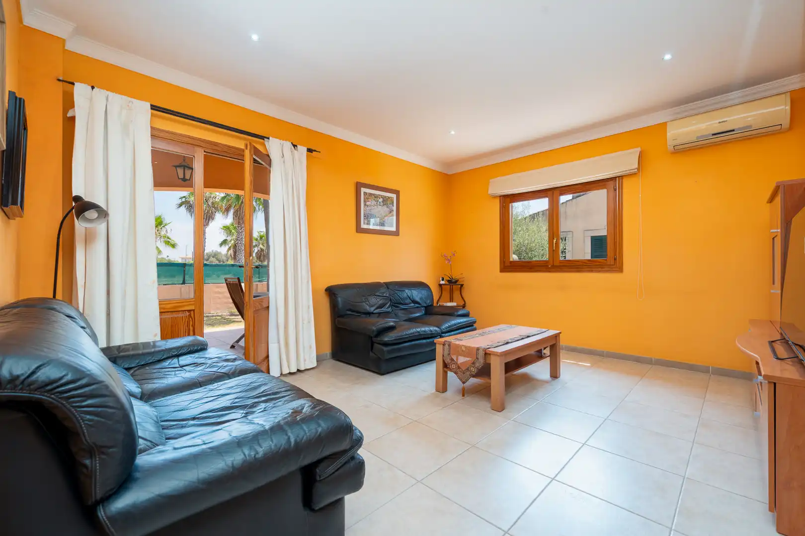 Sala d'estar de Casa o xalet en venda en Marratxí amb Aire condicionat, Calefacció i Jardí privat