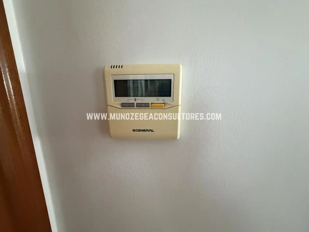 Dormitori de Casa o xalet en venda en Lucena amb Aire condicionat, Terrassa i Traster