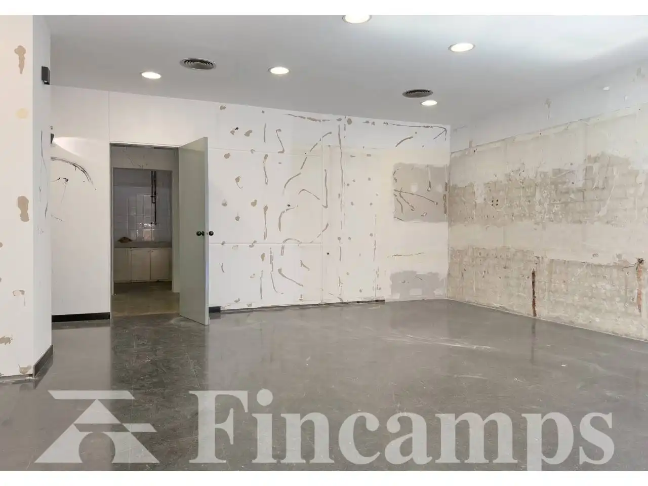 Commercial properties for rent in Sabadell  with Air Conditioner and Alarm