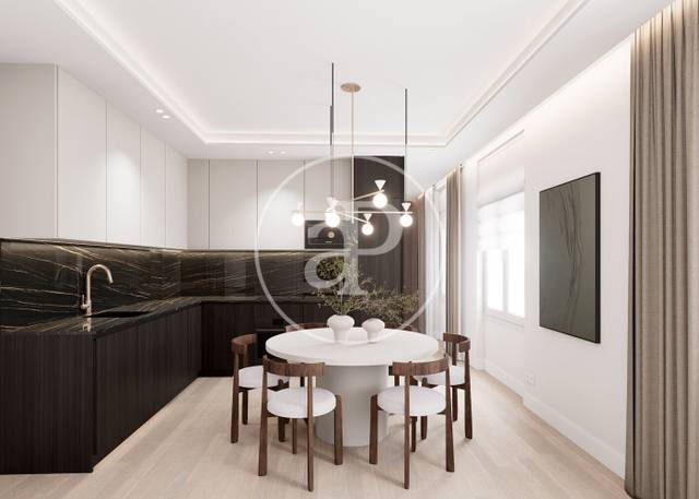 Piso en Venta en C. de Colón en Universidad - Malasaña