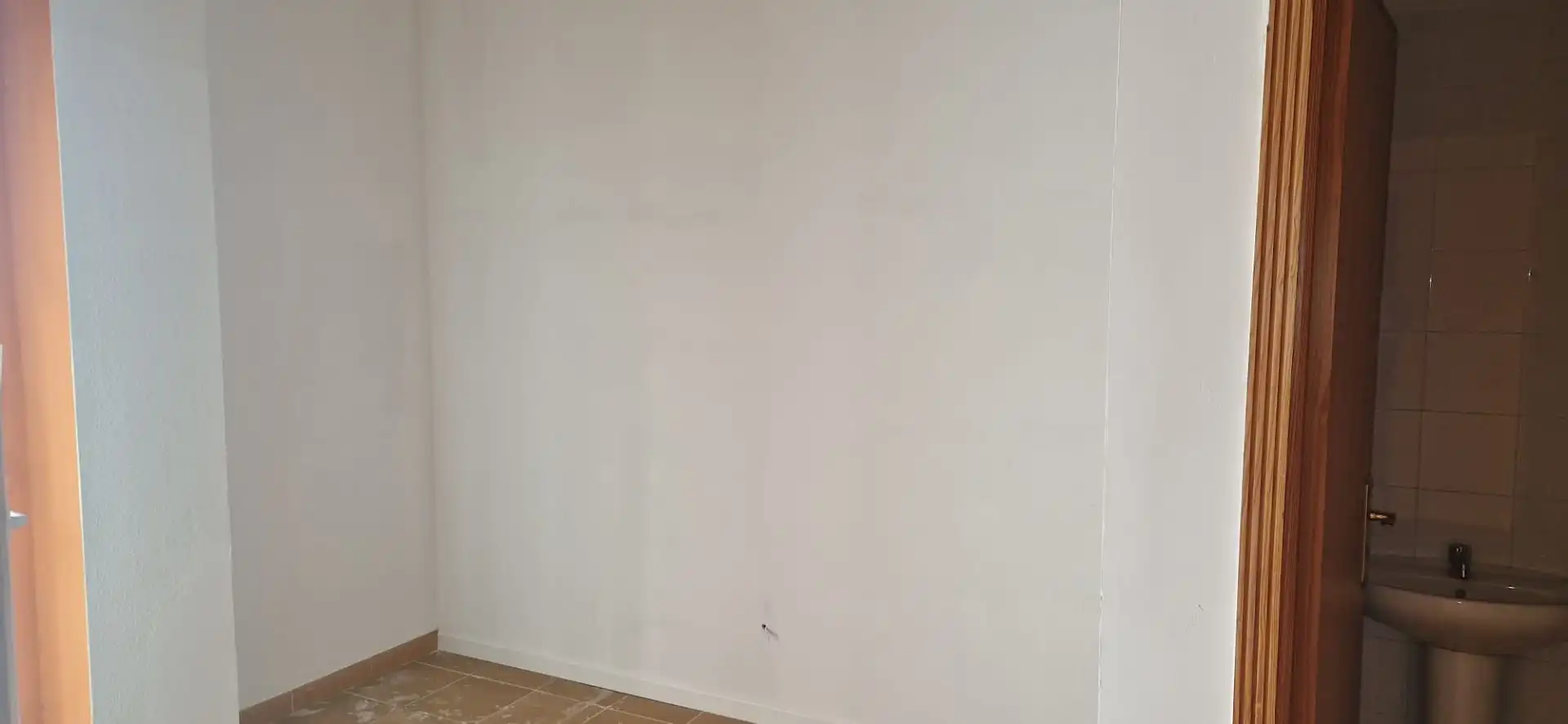 Geschaftsraum zur Miete in Suroeste