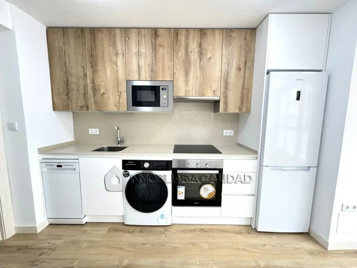 Cocina de Piso en venta en Burgos con Calefacción