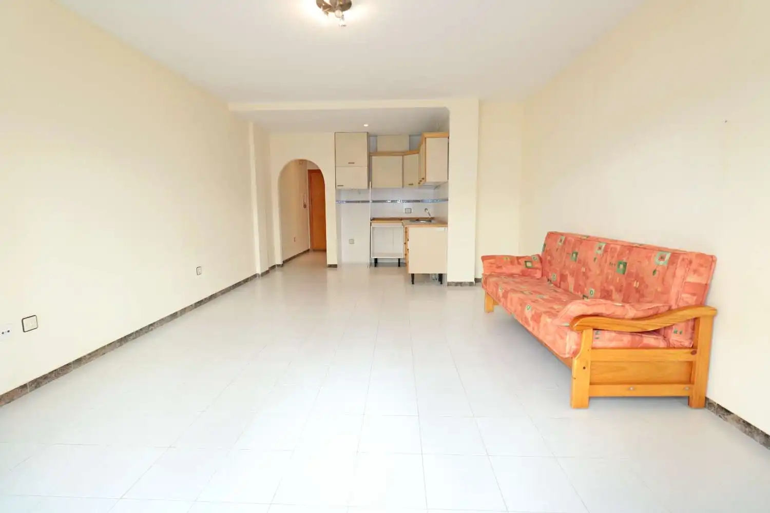 Wohnung zum Verkauf in Torrevieja mit Terrasse