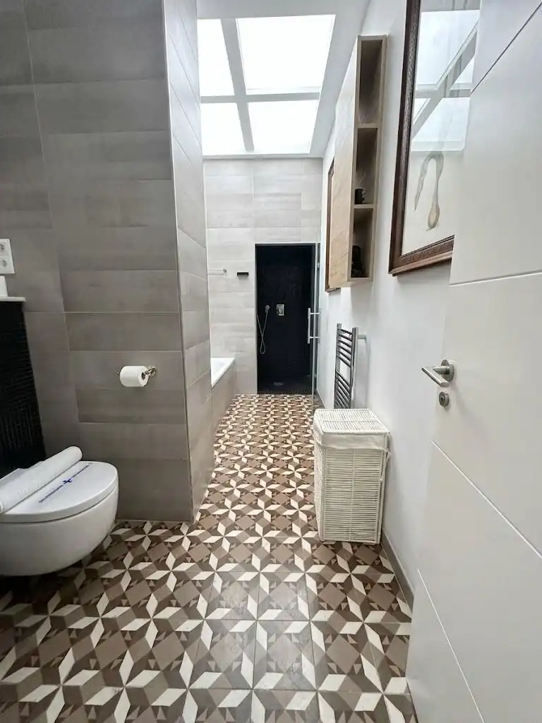 Baño de Piso en venta en Málaga con Aire acondicionado, Terraza y Amueblado