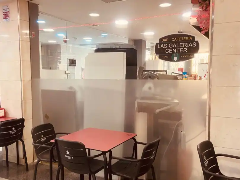 Local comercial en traspaso en Av. de Matadepera 38, Galeria Center Local 9 y 10 ( Bar cafeteria) 38, imagen 7