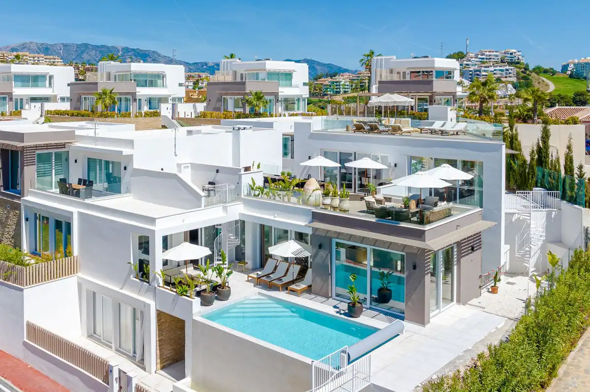 Villa avec piscine à vendre à Riviera del Sol