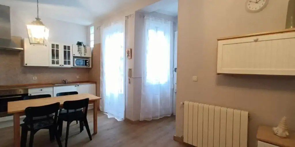 Piso en venta en Madrid con Calefacción, Amueblado y Horno