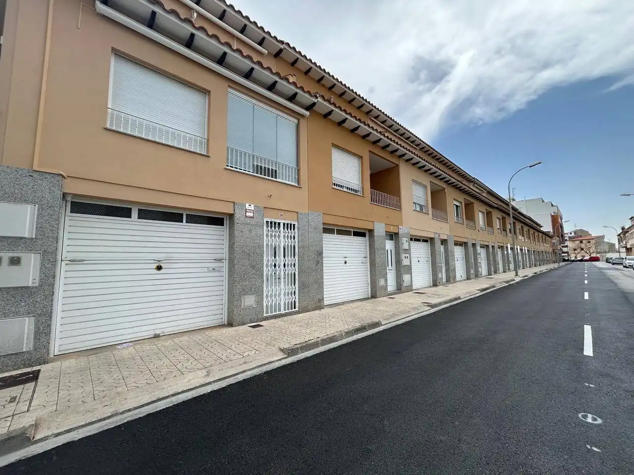 Exterior view of Houses for sale in Vinaròs  with Air Conditioner and Terrace
