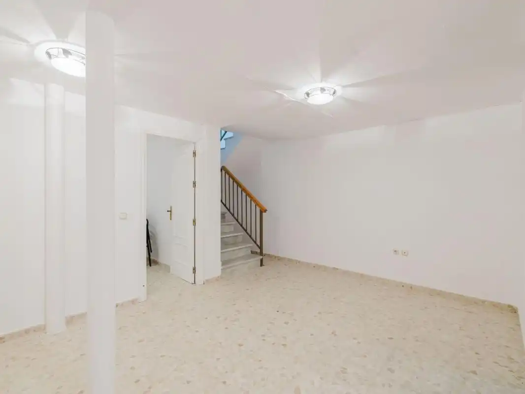 Casa adosada en venta en Torrox con Aire acondicionado, Calefacción y Terraza