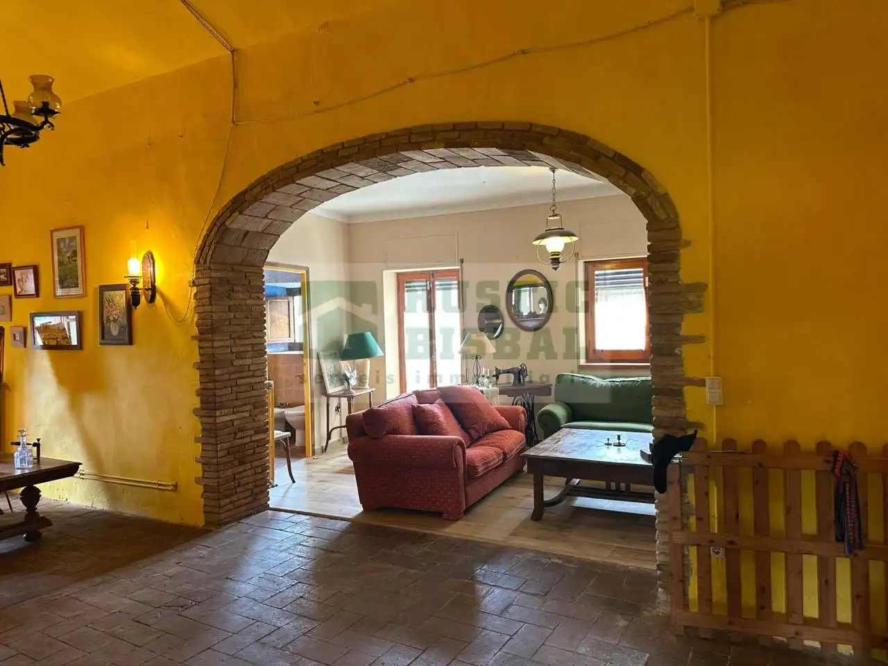 Sala de estar de Finca rústica en venta en Sant Joan de Mollet con Calefacción y Terraza