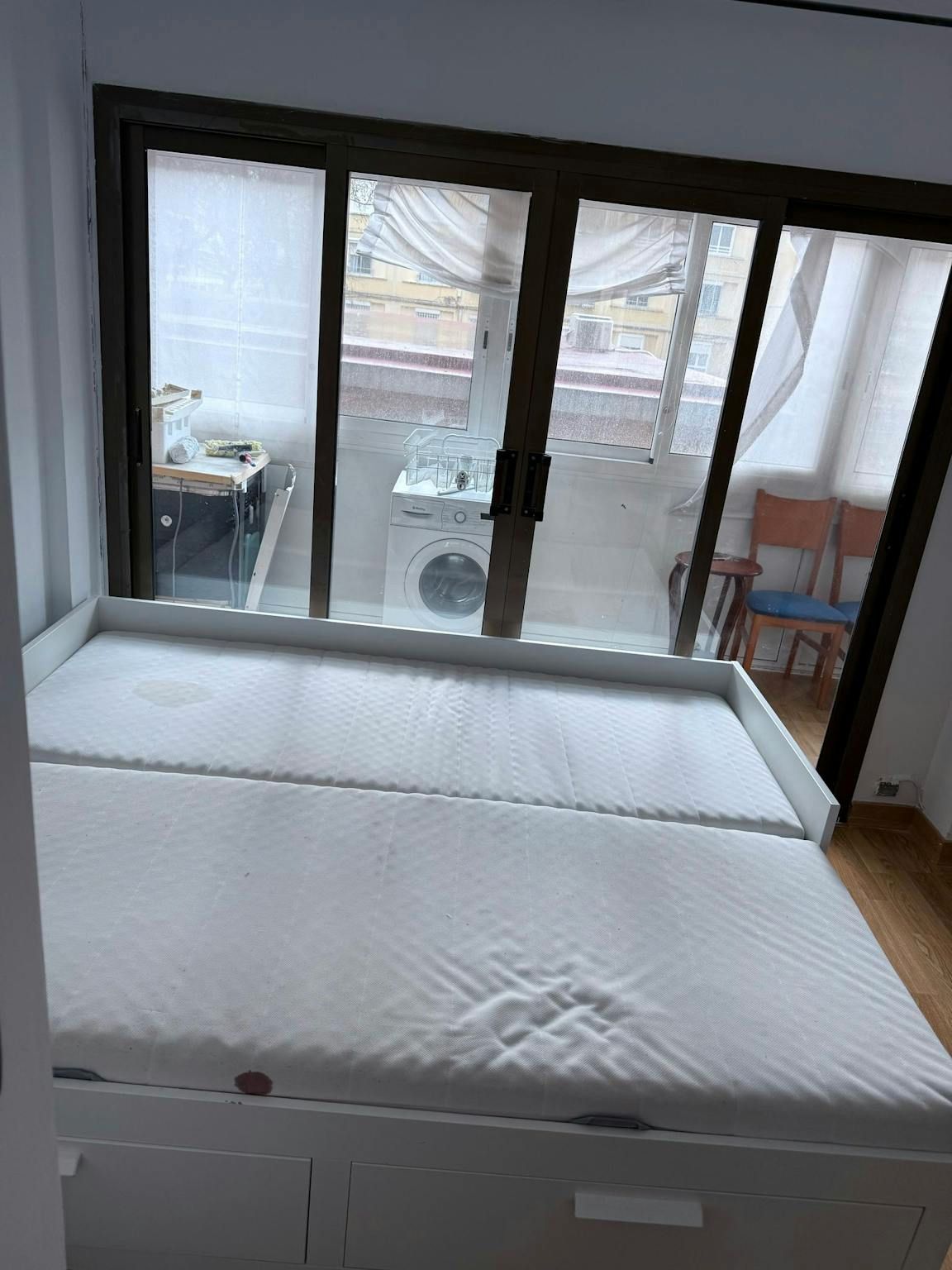 Balcony of Flat to share in  Barcelona Capital  with Heating and Washing machine