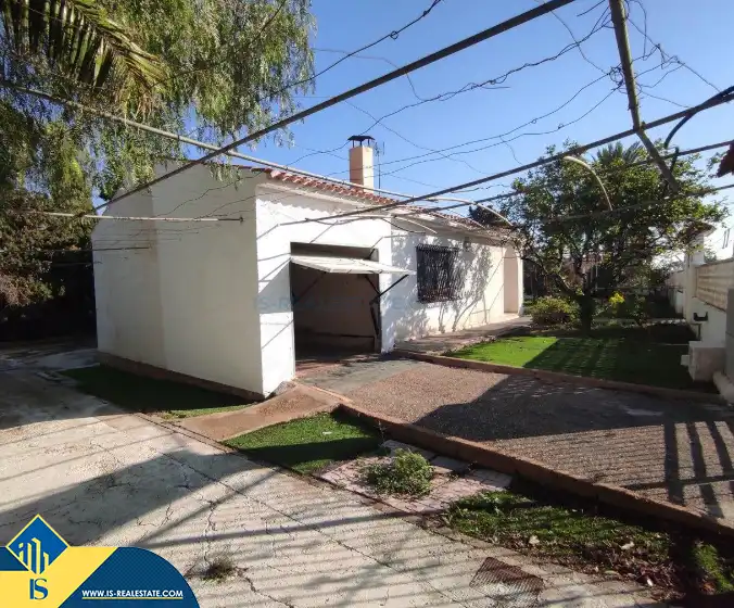 Vista exterior de Casa o chalet en venta en Torrevieja con Terraza y Amueblado