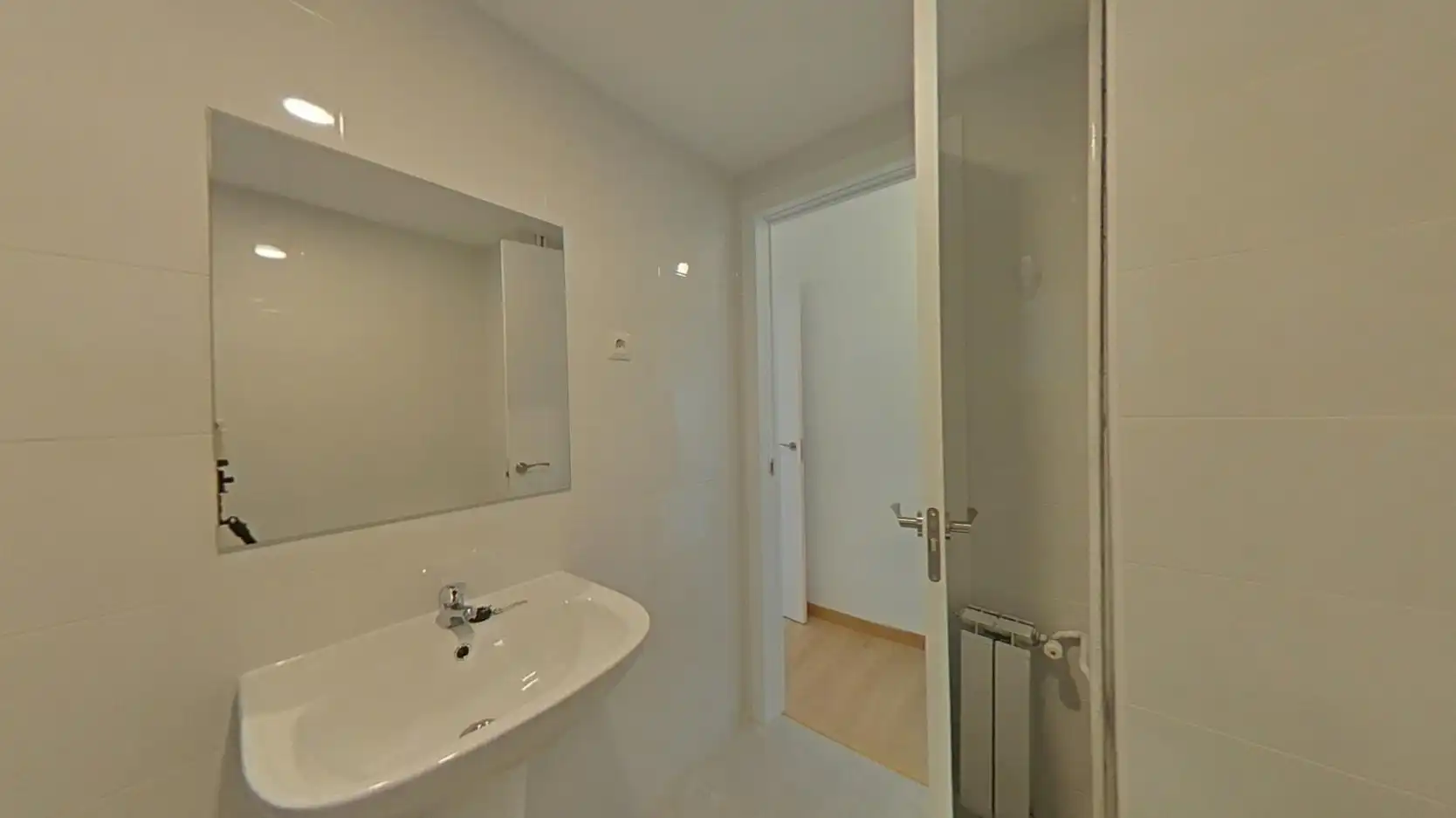 Bathroom of Flat for sale in Móstoles  with Heating, Terrace and Oven