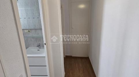 Foto 5 de Piso de alquiler en Vista Alegre, Madrid