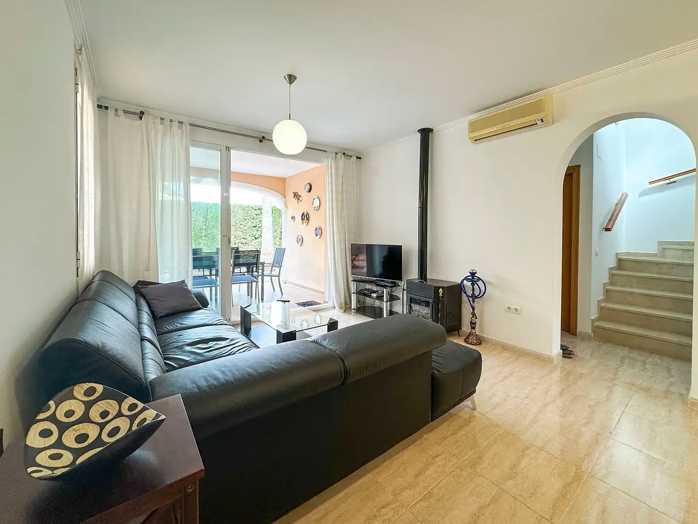 Duplex con piscina in vendita a Cometa, imagen 2