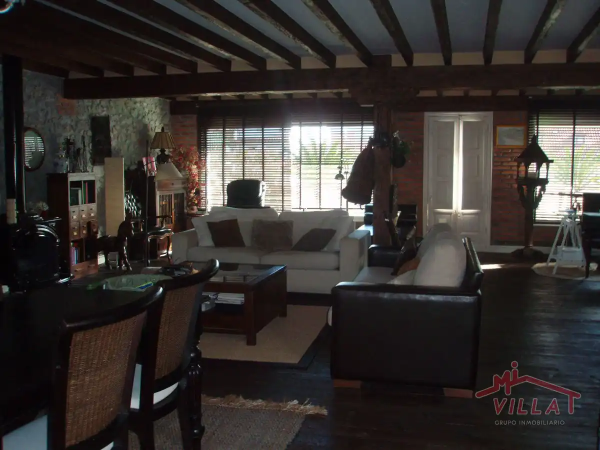 Sala de estar de Ático en venta en Laredo con Terraza