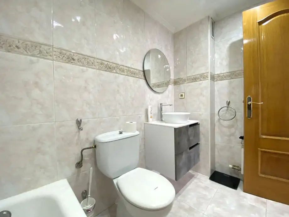 Bathroom of Flat for sale in Vitoria - Gasteiz  with Heating, Terrace and Storage room