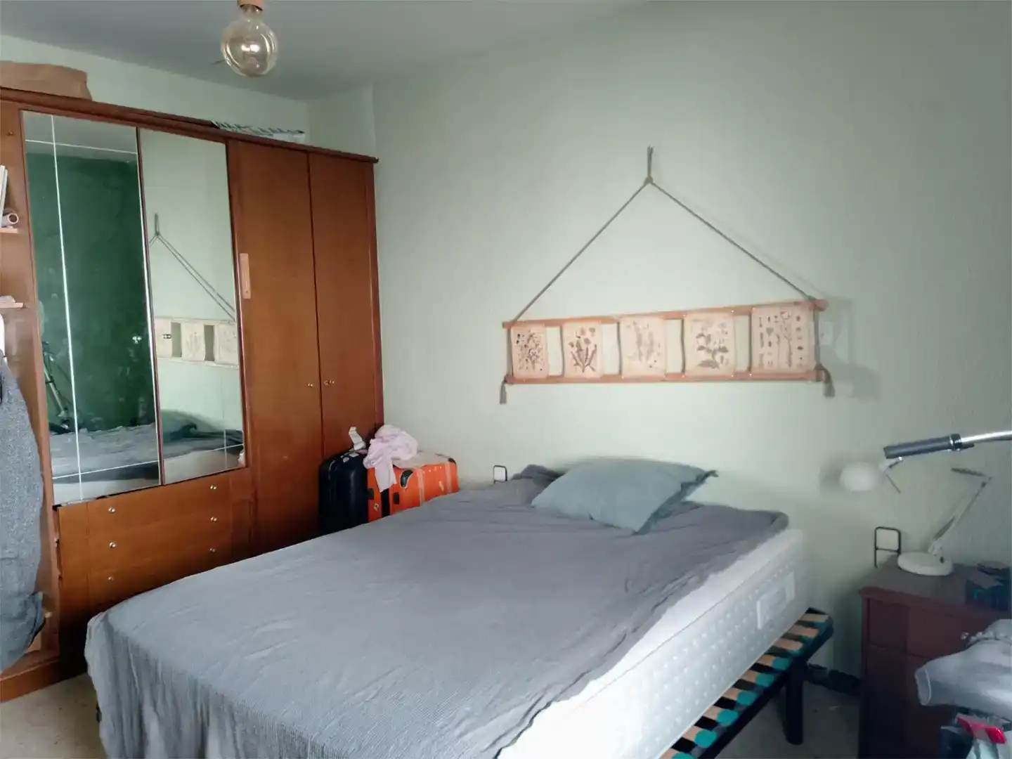 Habitación de Ático para compartir en Barcelona con Aire acondicionado, Amueblado y Lavadora