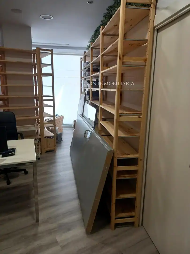 Geschaftsraum zur Miete in Salamanca mit Klimaanlage und Internet