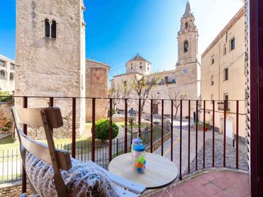 Reihenhaus mit Balkon zum Verkauf in Carrer del Forn