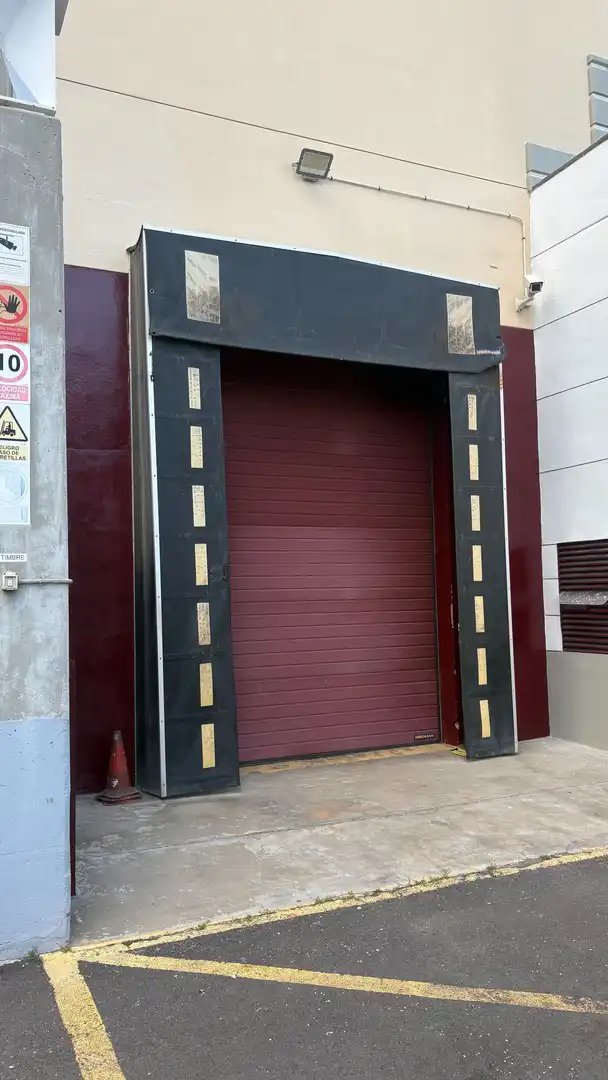 Nau industrial de lloguer en Santa Cruz de Tenerife