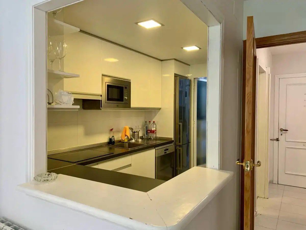 Cuina de Apartament en venda en Alicante / Alacant amb Calefacció, Jardí privat i Terrassa