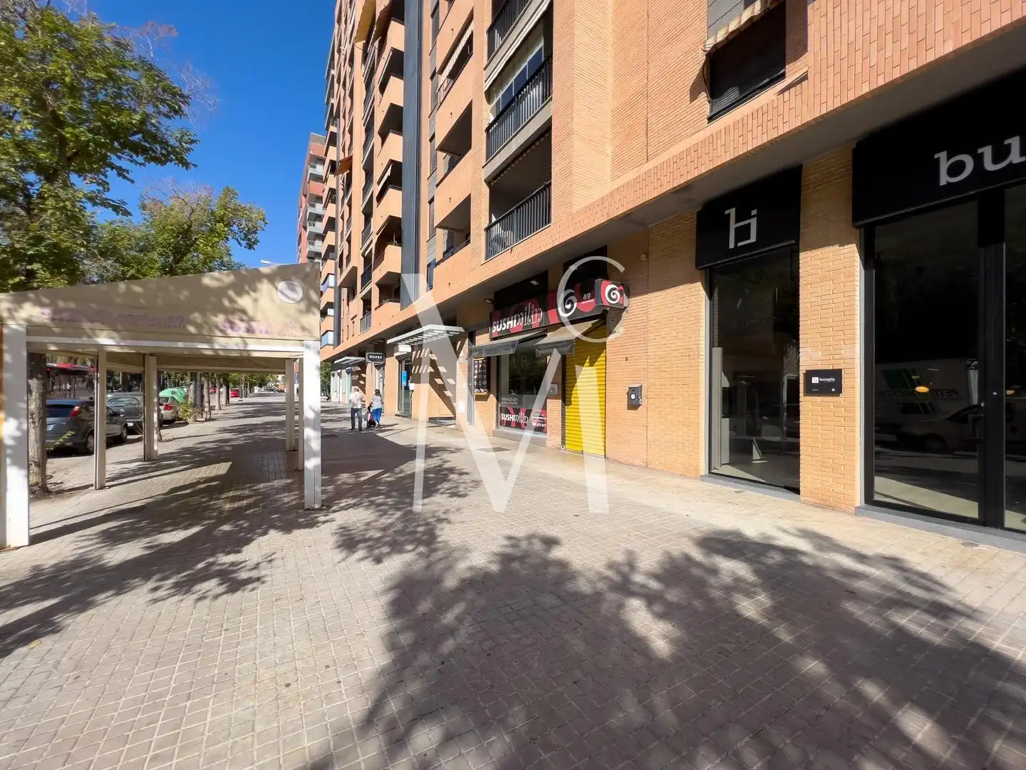 Vista exterior de Local de lloguer en Valencia