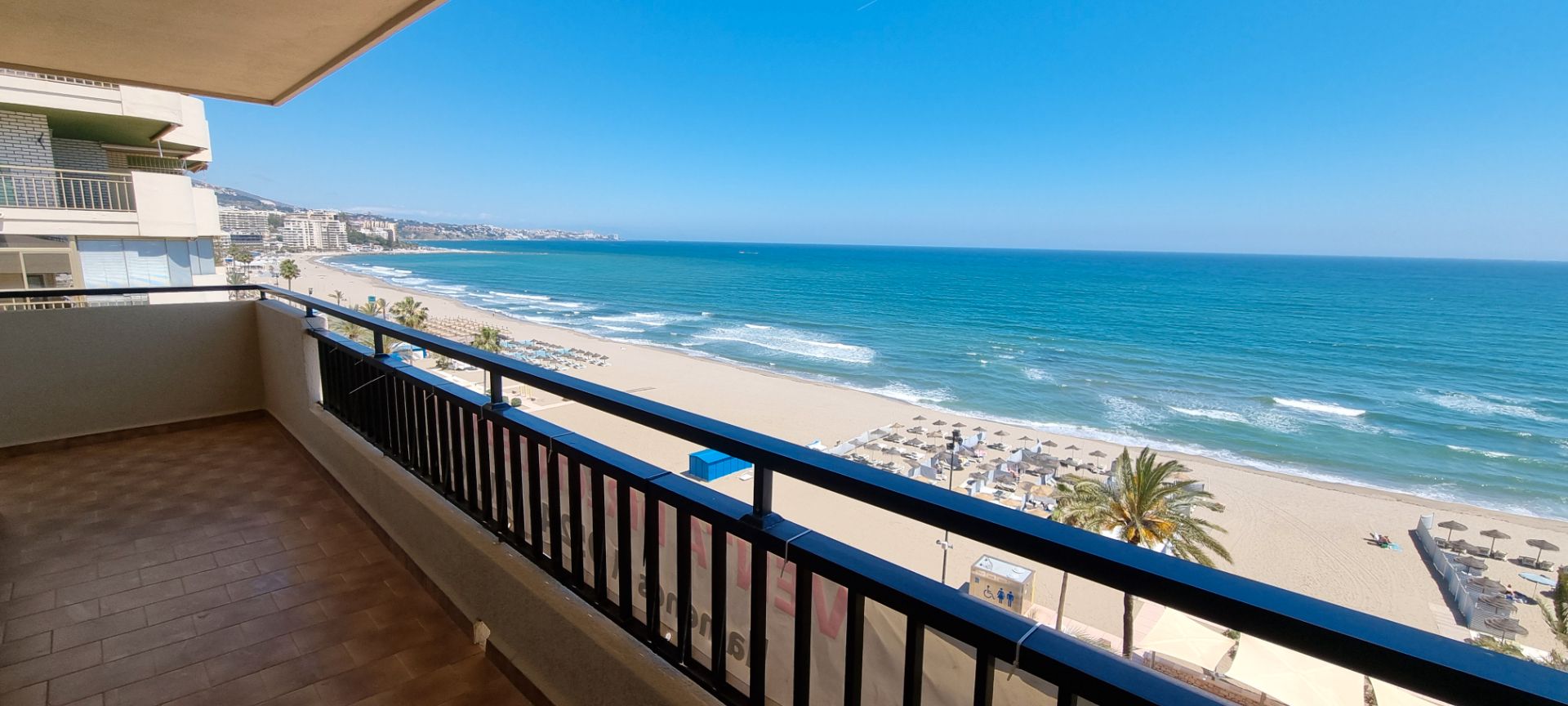 Exterior view of Flat for sale in Fuengirola  with Air Conditioner, Terrace and Storage room