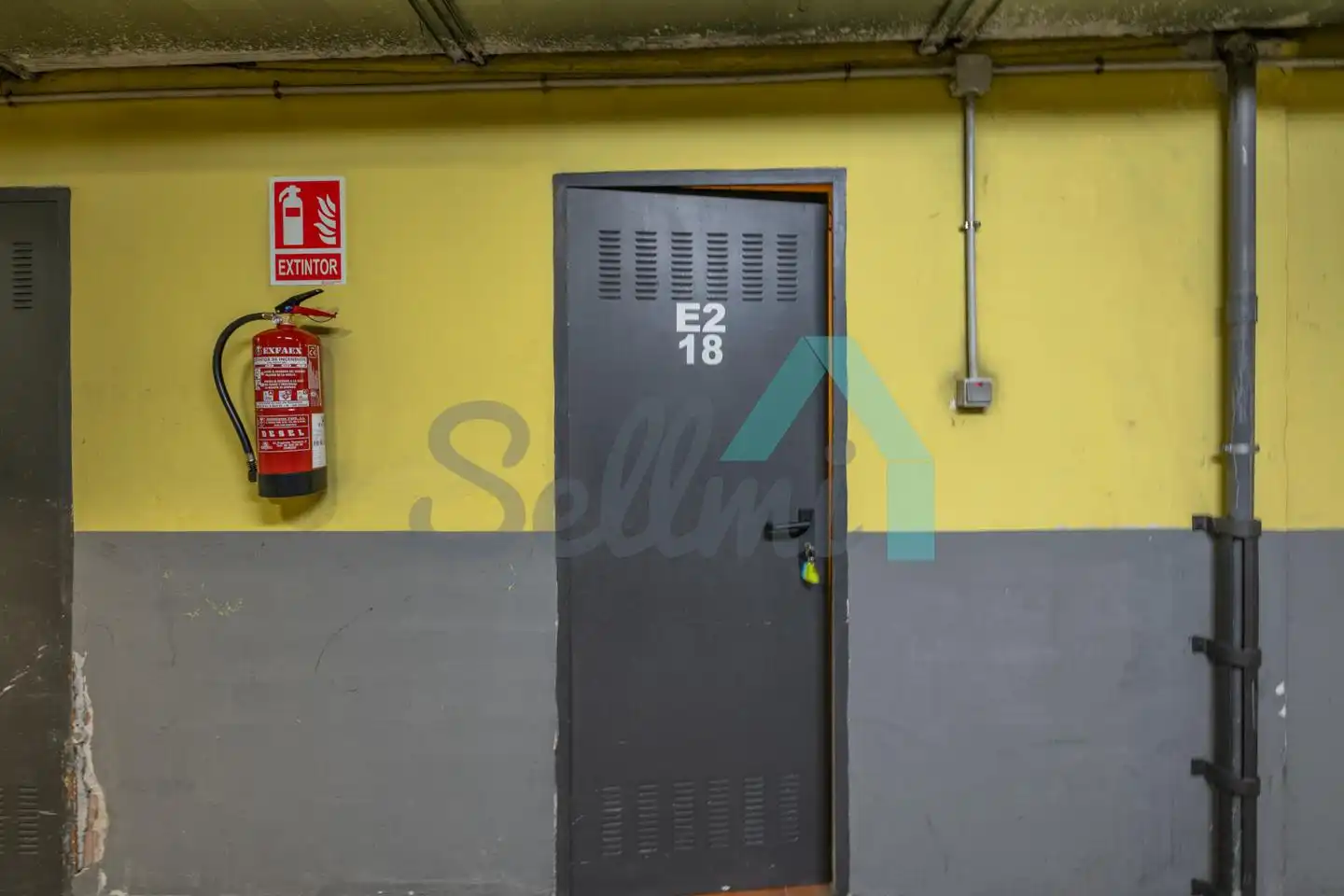 Parking of Flat for rent in Oviedo   with Heating, Parquet flooring and Storage room