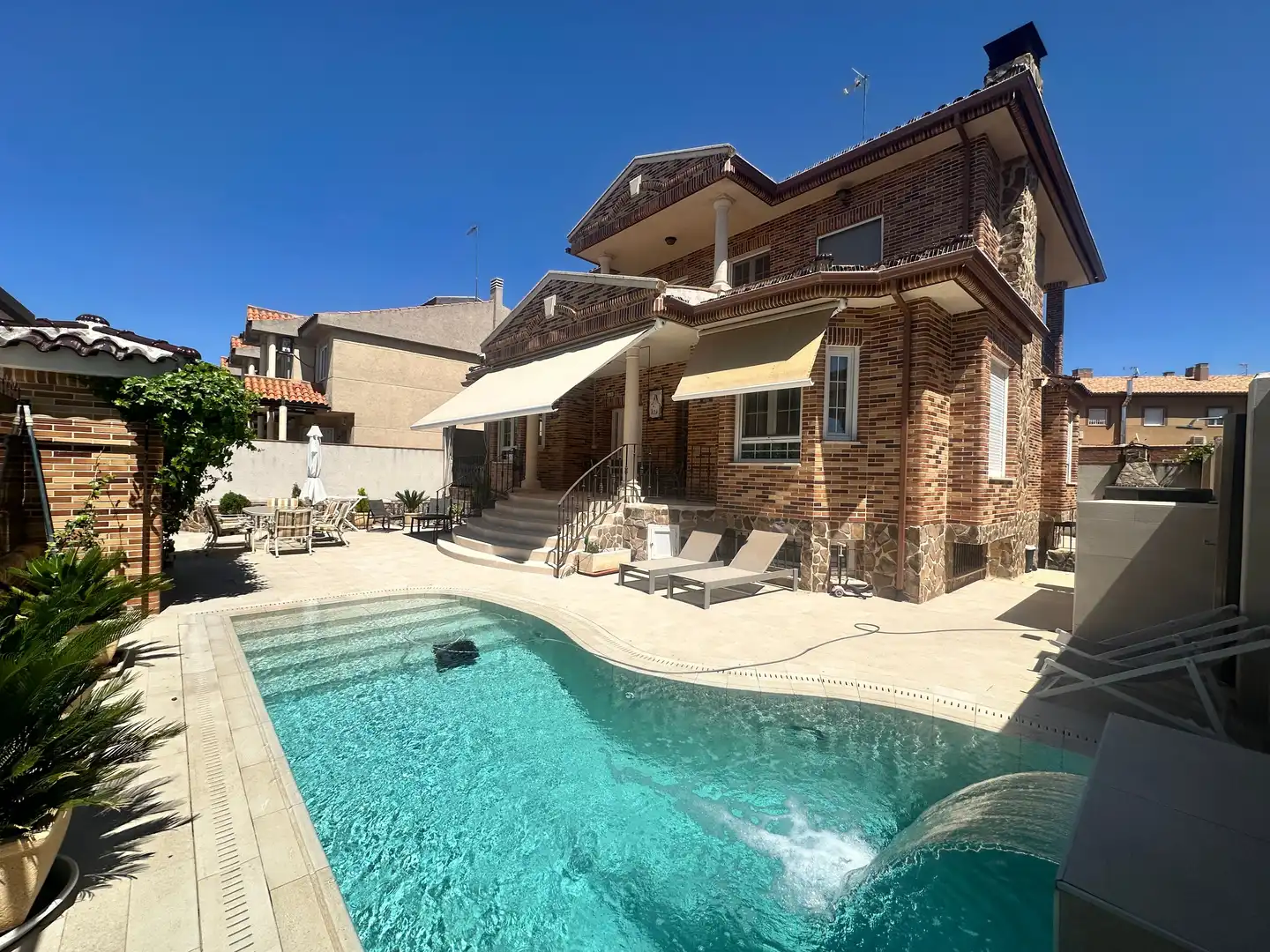 Piscina de Casa o chalet en venta en Ocaña con Aire acondicionado, Jardín privado y Terraza