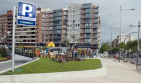 Foto 2 de Garaje de alquiler en Avenida Eduardo García Maroto, 269, Hospital, Jaén