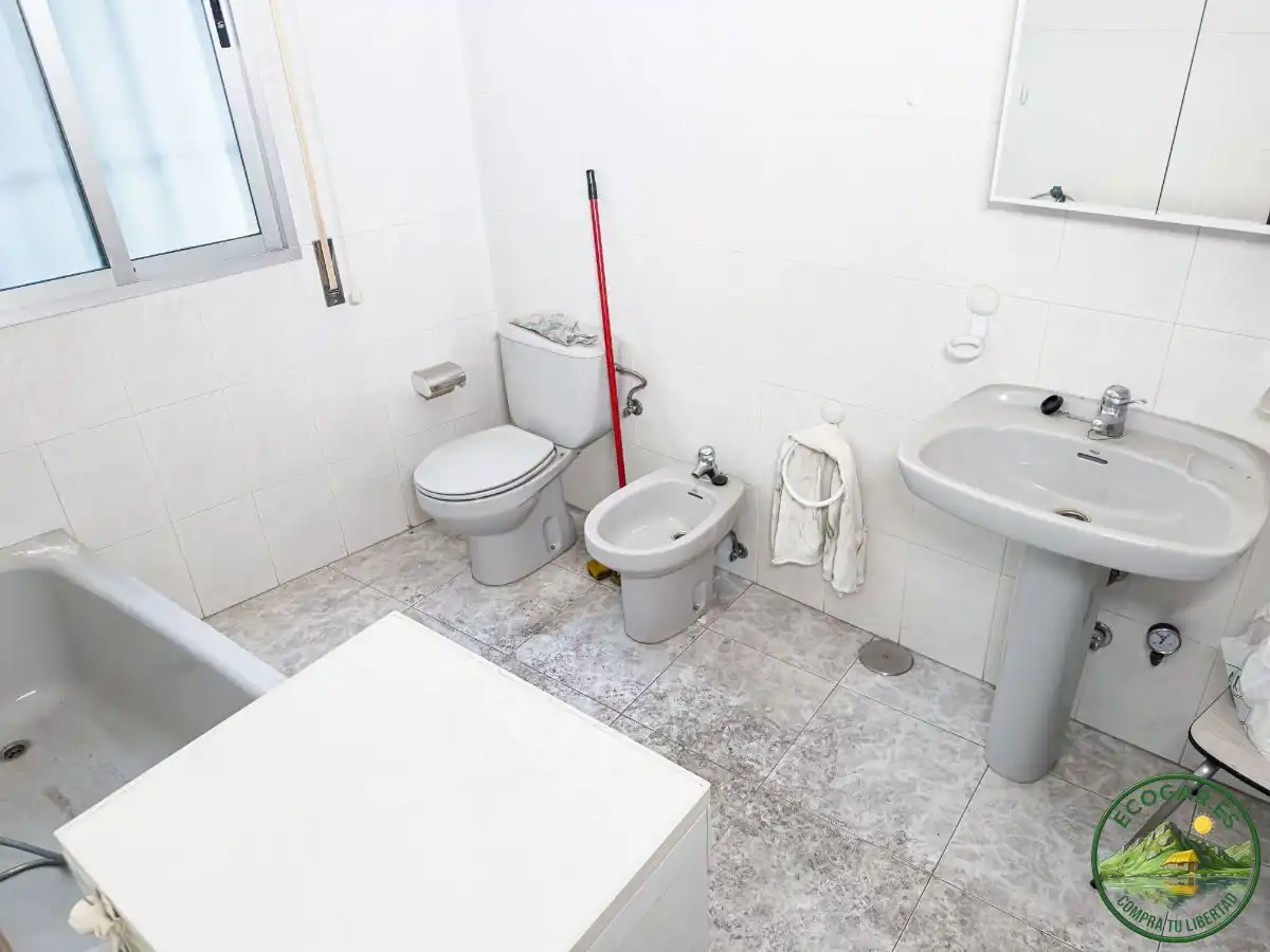Baño de Piso en venta en Puente de Domingo Flórez, León