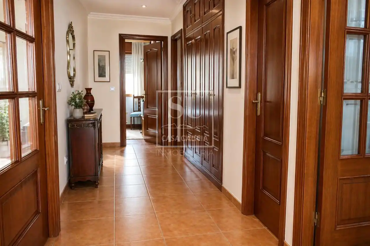 Haus oder Chalet zum Verkauf in Oia mit Heizung, Privatgarten und Terrasse