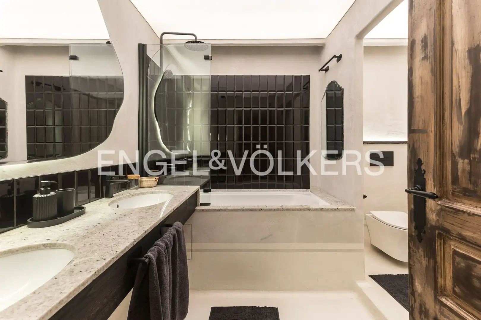Attic for sale in Sants