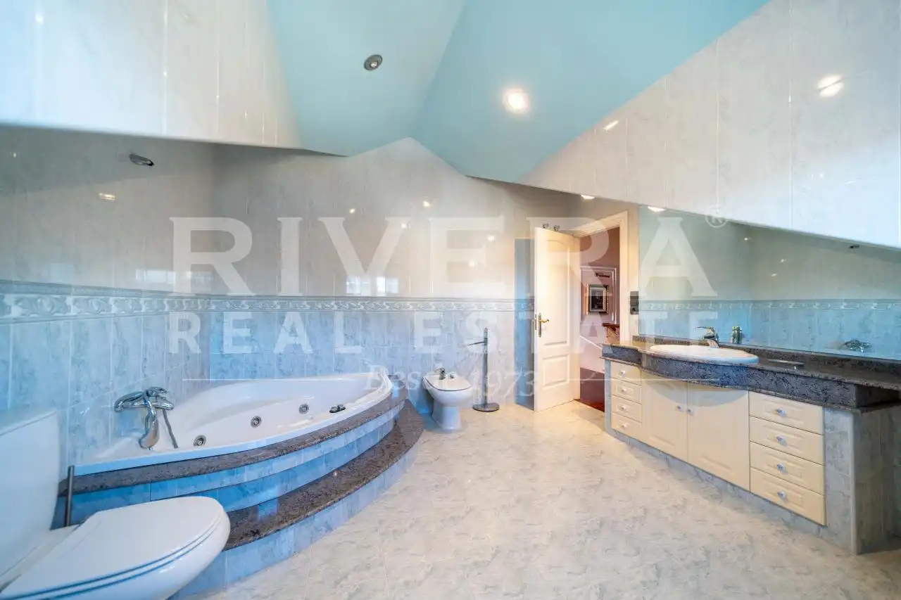 Baño de Casa o chalet en venta en A Illa de Arousa  con Calefacción