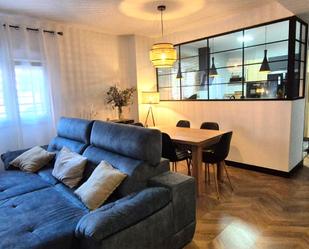 Living room of Flat for sale in Badajoz Capital  with Air Conditioner, Heating and Parquet flooring