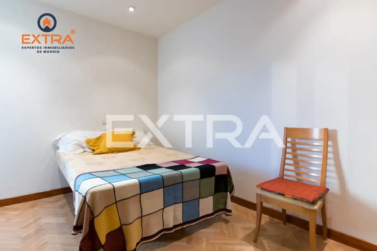 Schlafzimmer von Wohnung zur Miete in Madrid mit Klimaanlage, Heizung und Parkett