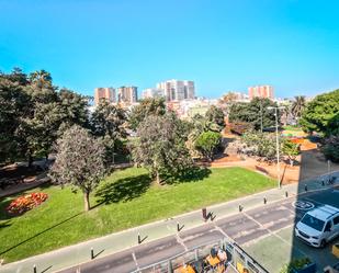 Vista exterior de Pis en venda en Las Palmas de Gran Canaria