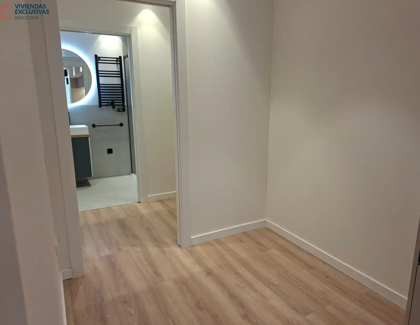 Dúplex en venta en Barcelona con Parquet, Balcón y Alarma