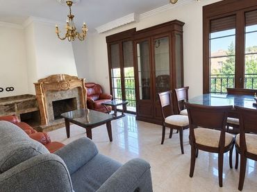 House with balcony for sale in El Jardín - Antonio Vega