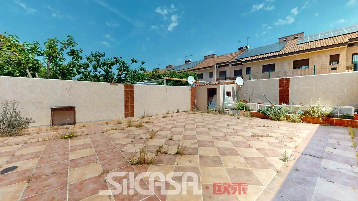 Jardí de Casa o xalet en venda en Torrejón de la Calzada amb Aire condicionat, Calefacció i Terrassa