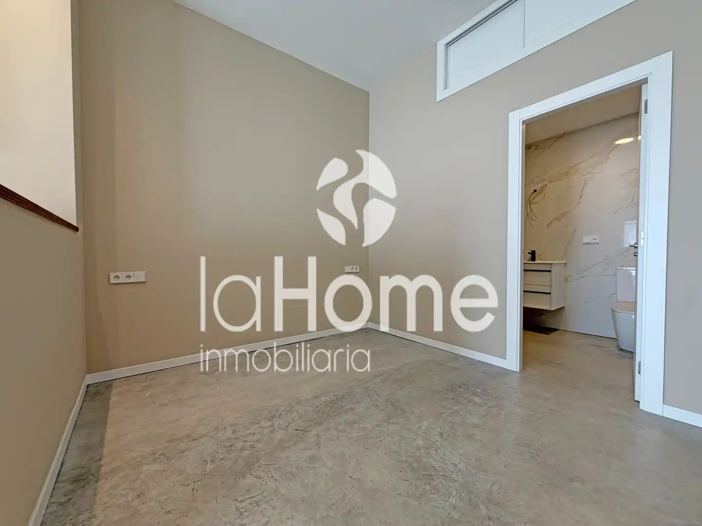 Wohnzimmer von Loft zum Verkauf in Paterna mit Ofen